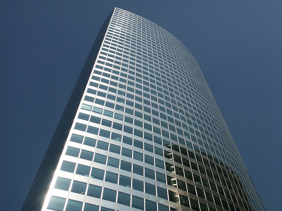 Tour EDF by Daniel Kieckhefer