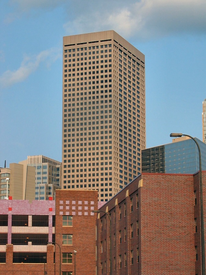 33 South Sixth by James Peacock