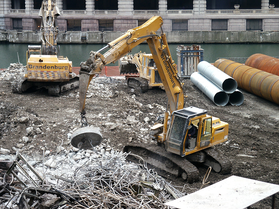 Trump International Hotel & Tower by Daniel Kieckhefer