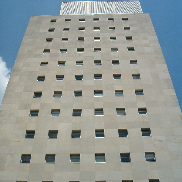 Trustmark National Bank Building by Rodney Gunn