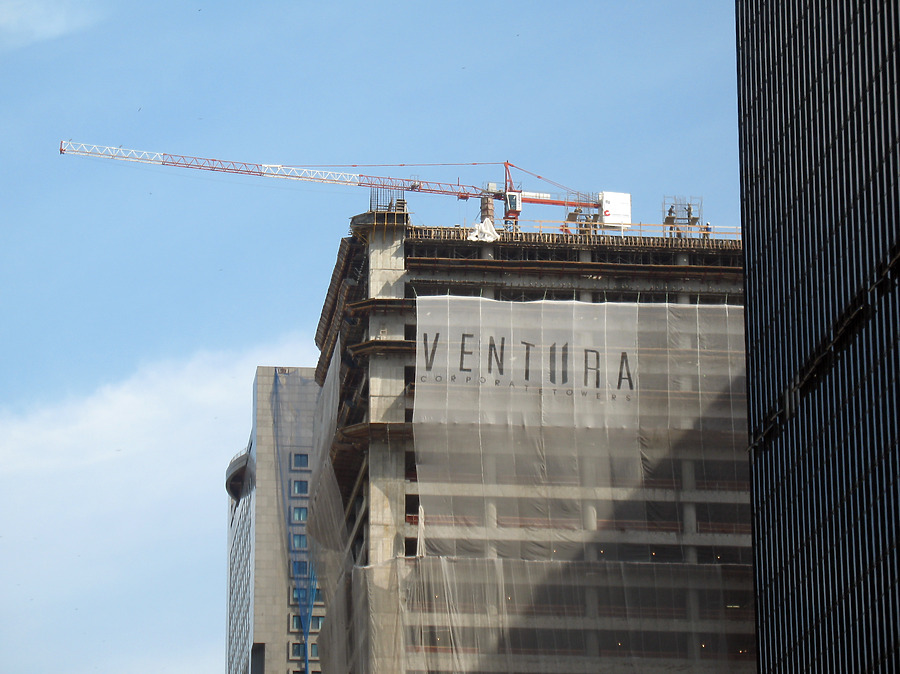 Ventura Corporate Towers by Virgilio Grimaldi