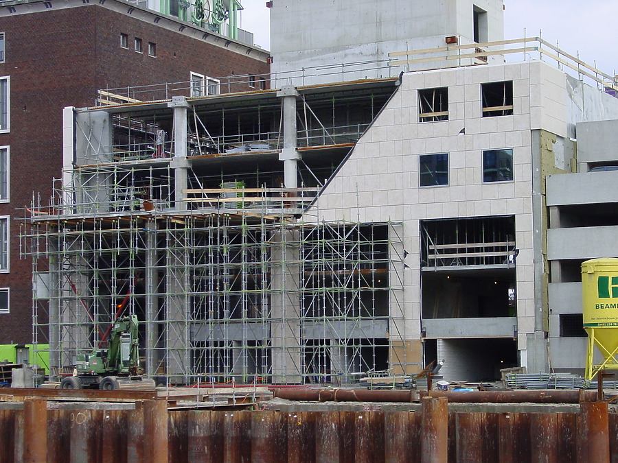 Ernst & Young by Michiel van Dijk