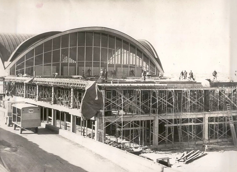 Saint Louis Lambert International Airport Terminal 1 by St. Louis Lambert International Airport