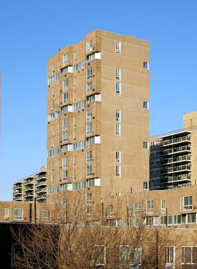 Riverview 1 - 85 Riverdale Avenue by John Cahill