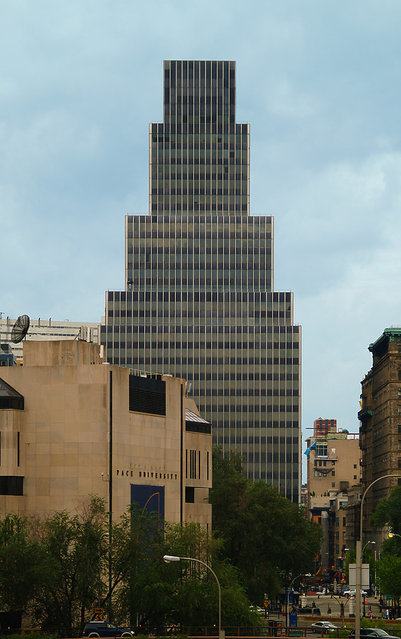 250 Broadway by Cesar Serrano