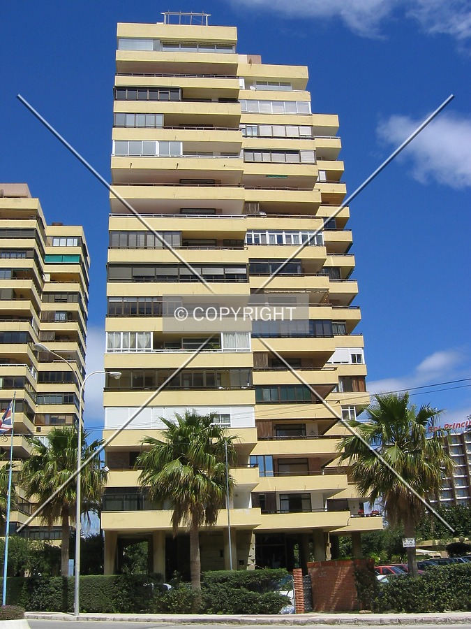 Playamar I - Torre 4 by Victor Carcedo