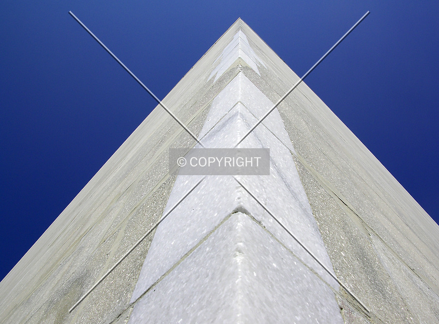 Washington Monument by Chris Patriarca