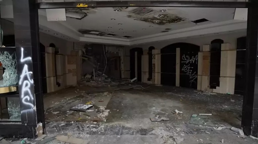 Jamestown Mall by Ruin Road via YouTube