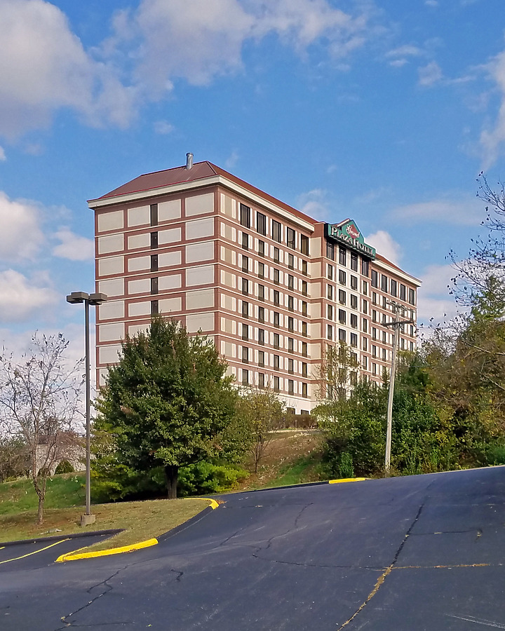 Branson Grand Plaza Hotel by Ryan Hildebrand