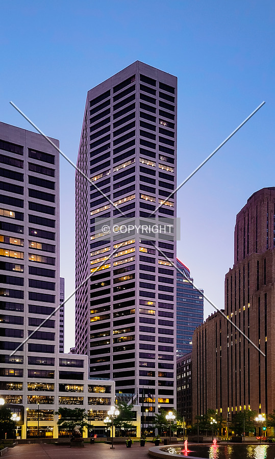 US Bank Plaza, North Tower by Ryan Hildebrand