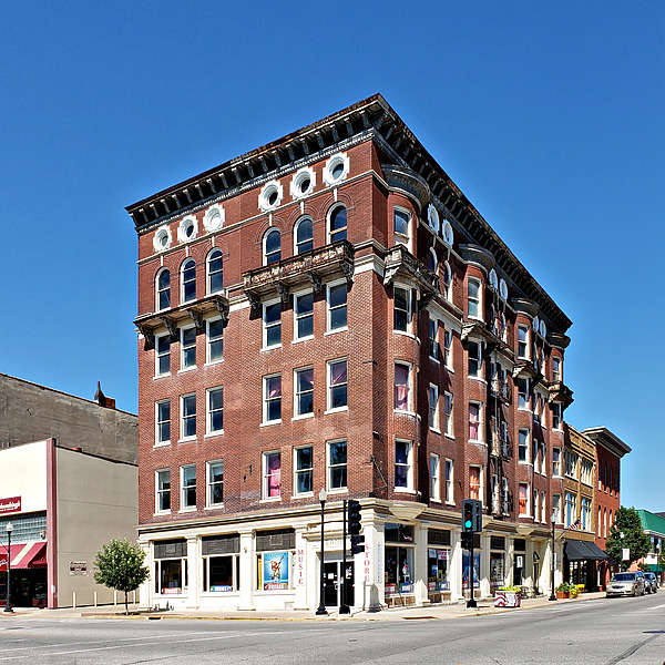 Dodd Building by Ryan Hildebrand