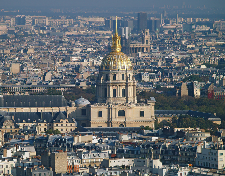 Cathédrale Saint-Louis-des-Invalides by Cesar Serrano