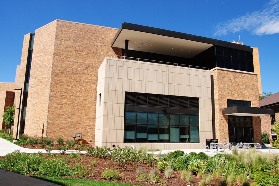 Village Center Dining and Community Commons