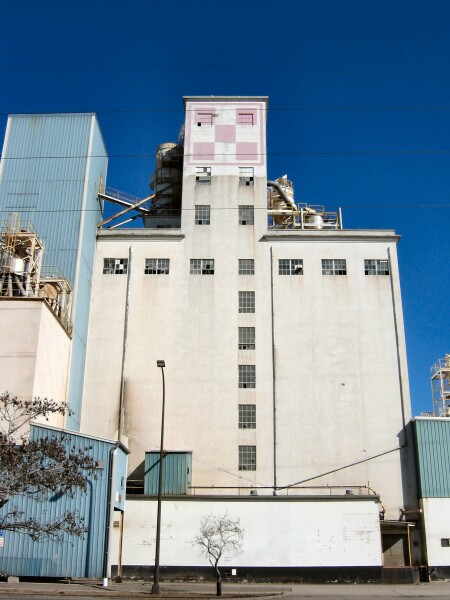 Land O'Lakes/Ralston Purina Grain Elevator
