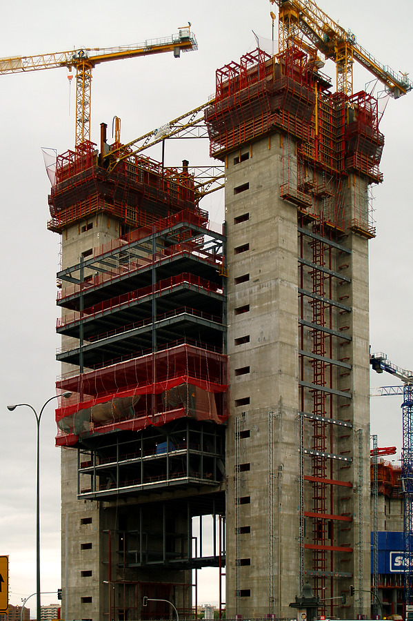 Torre Caja Madrid by Cesar Serrano