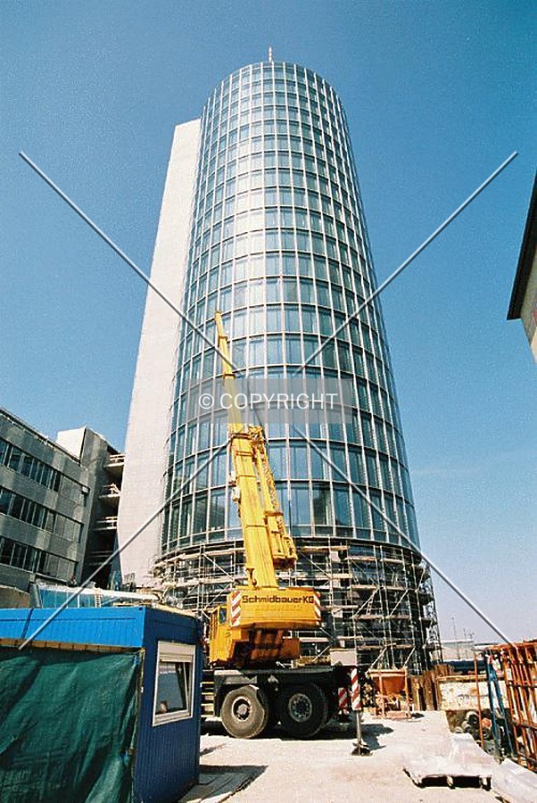 Munich City Tower by Nephilim