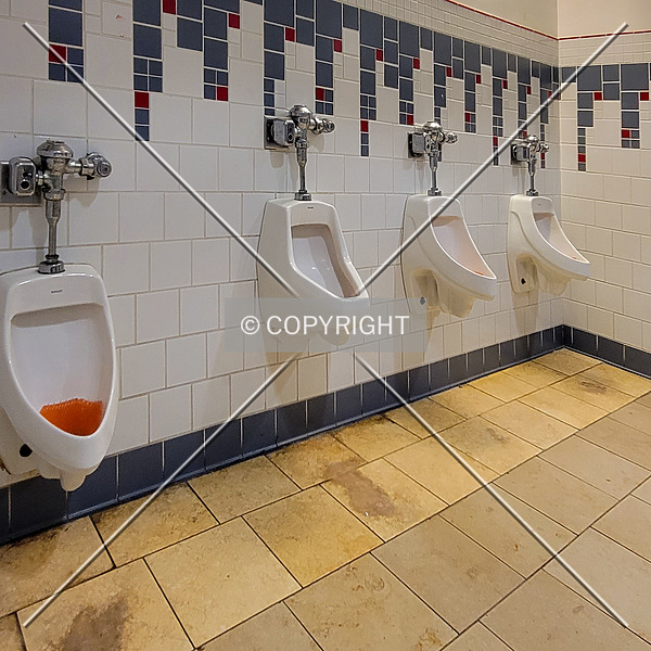 Chesterfield Mall by Ryan Hildebrand