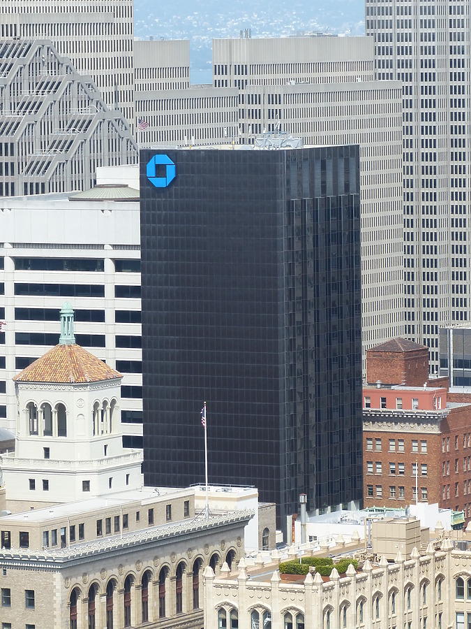 425 California Street by Nate Lindsey