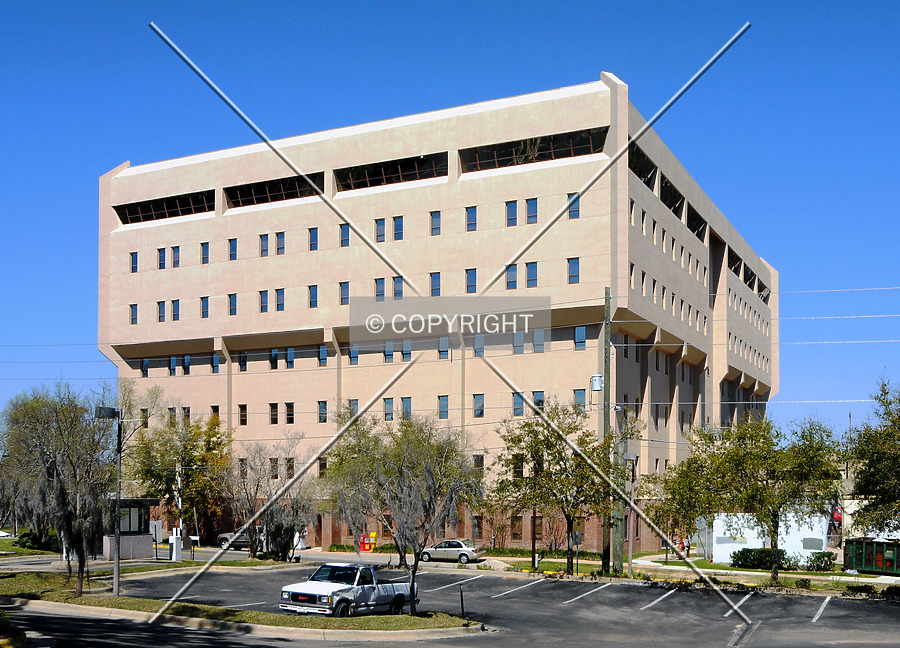 City Center Building by Jorge Molina