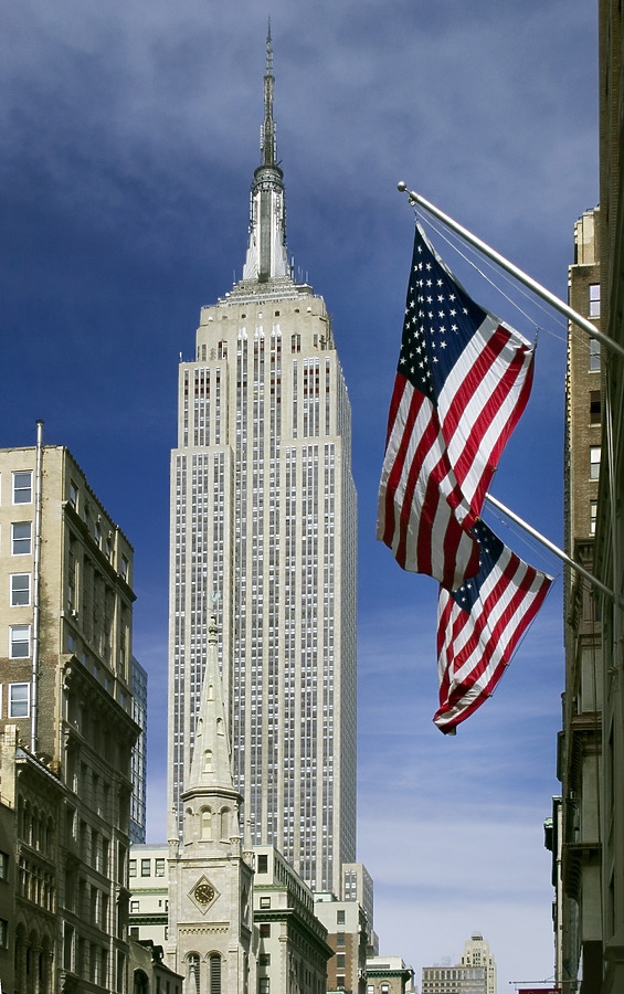 Empire State Building by Pavel Toczynski