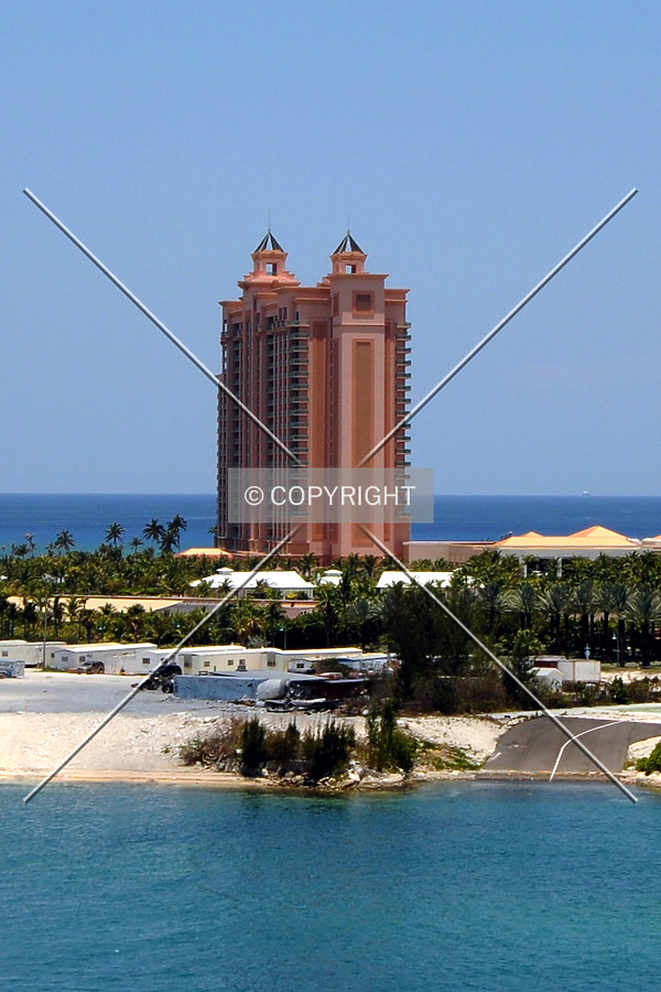 The Reef Atlantis by Jorge Molina