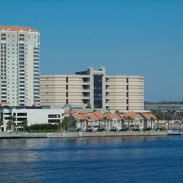 John E. Goode Pretrial Detention Facility by Rodney Gunn