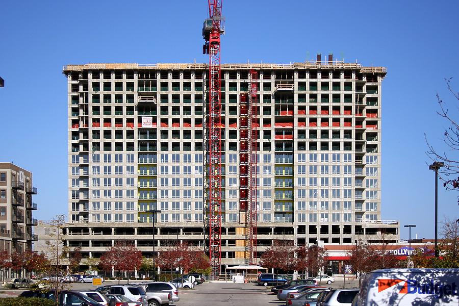 415 Premier Apartments by Daniel Kieckhefer
