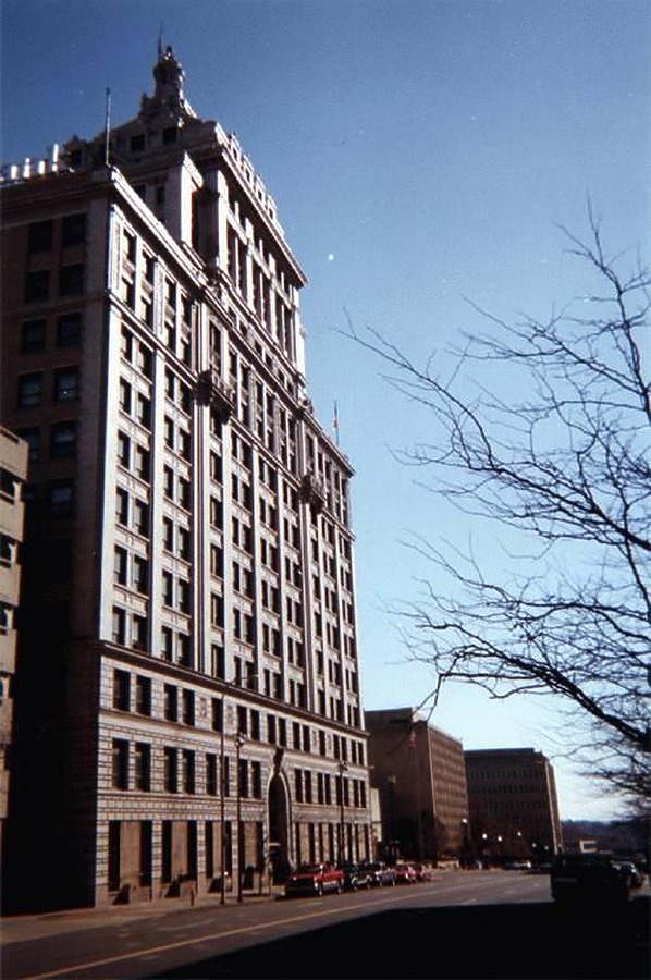 Commerce Bank Building by Tom Finnegan