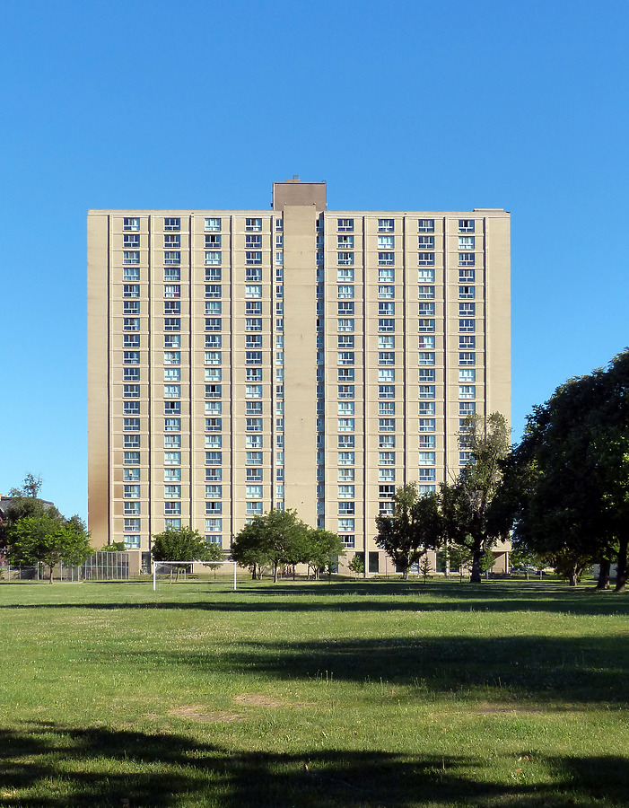 Windsor Tower by Nate Lindsey