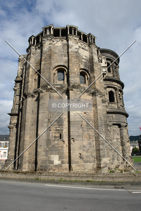 Porta Nigra by Nephilim