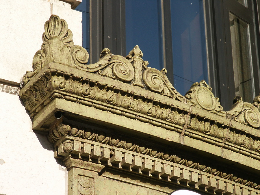 Bridgeview Bank Uptown by Daniel Kieckhefer