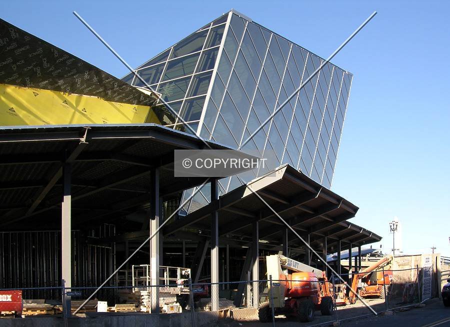 Taubman Museum of Art by Chris Patriarca