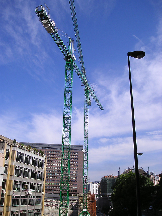 Isozaki Atea I by Mikel Allende