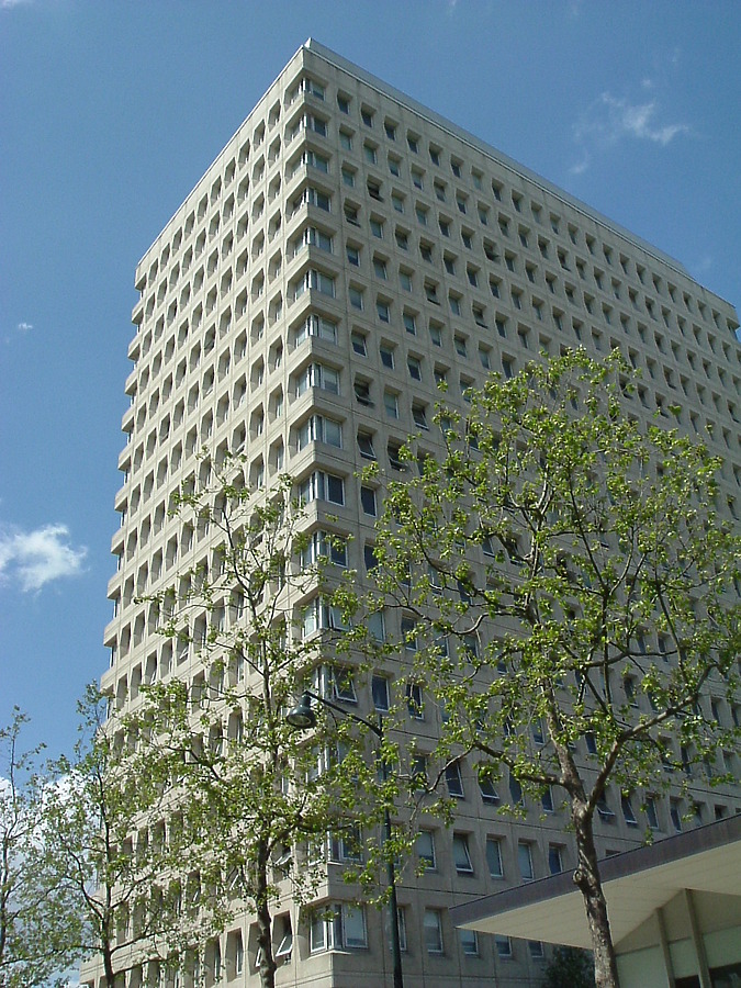 Tour de la Sécurité Sociale by Florian Barbier