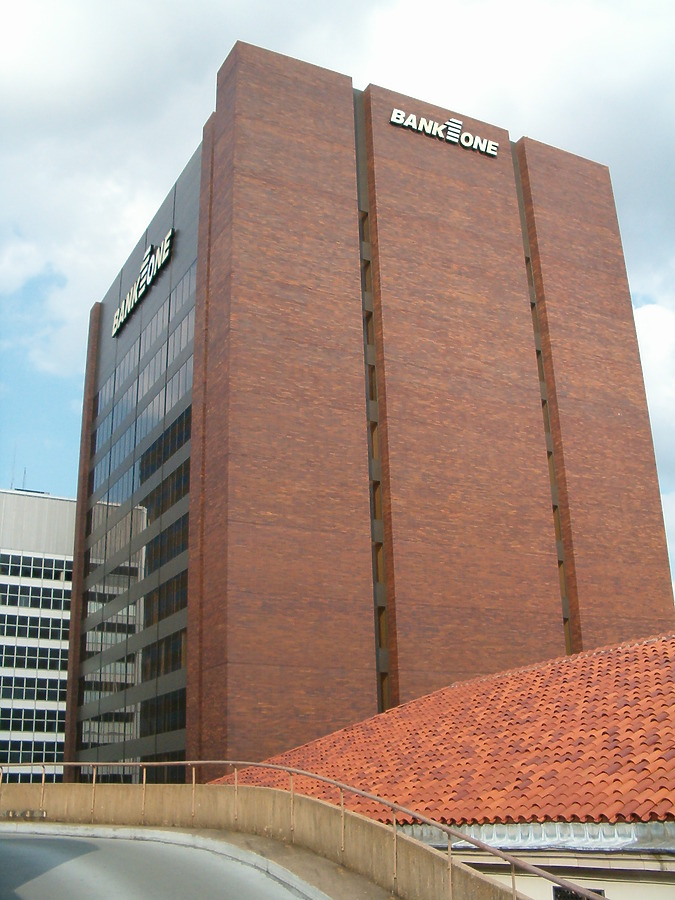 Chase Tower by Rodney Gunn