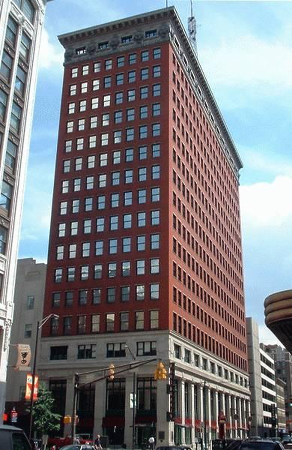 Barnes and Thornburg Building by James Peacock