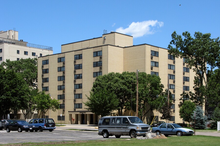 Becker Plaza