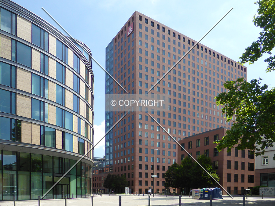 Hochhaus MainForum by Nephilim