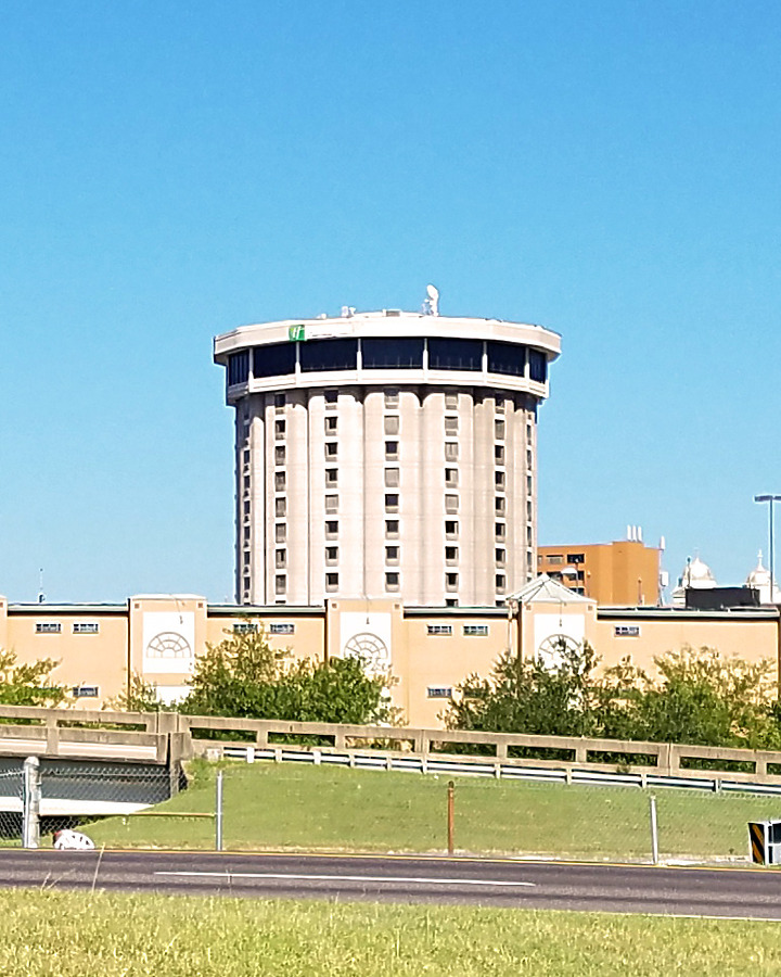 Holiday Inn Mobile - Downtown/Historic District by Ryan Hildebrand