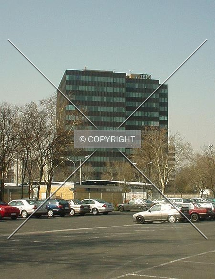 IBM Niederlassung Mannheim by Nephilim