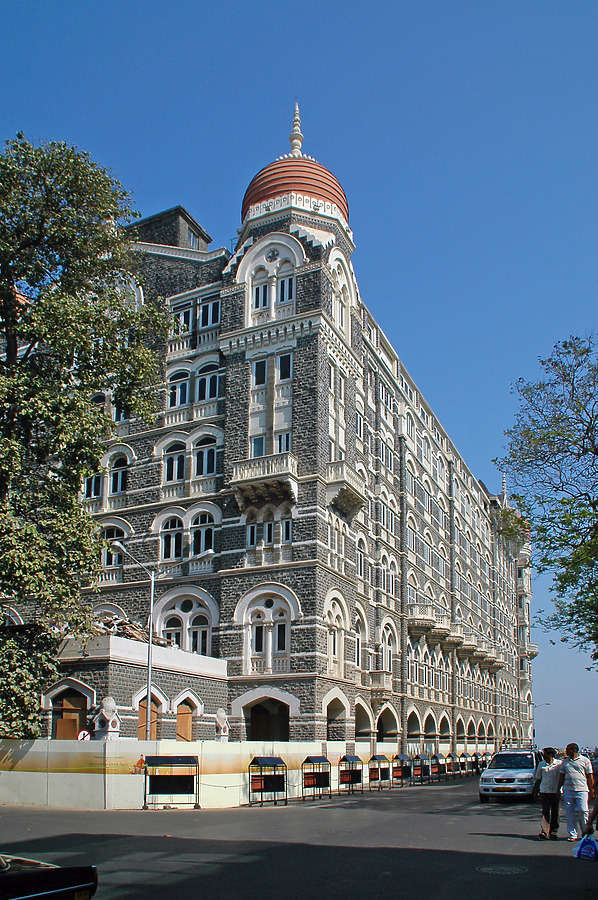 Taj Mahal Palace Photo 408-407-555 - Stock Image - SKYDB