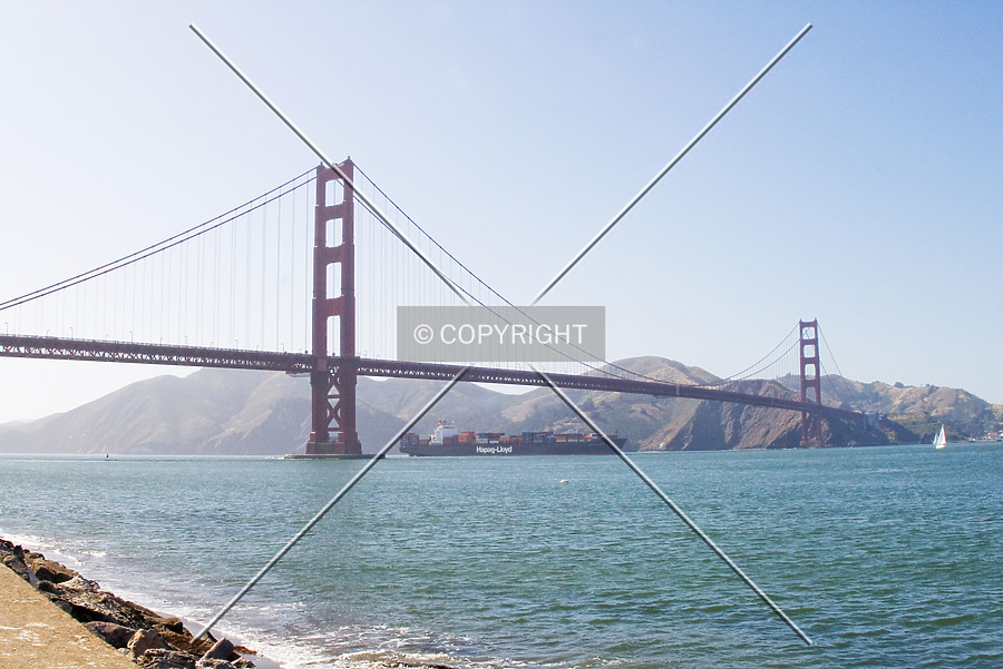 Golden Gate Bridge by Martin Bugajski