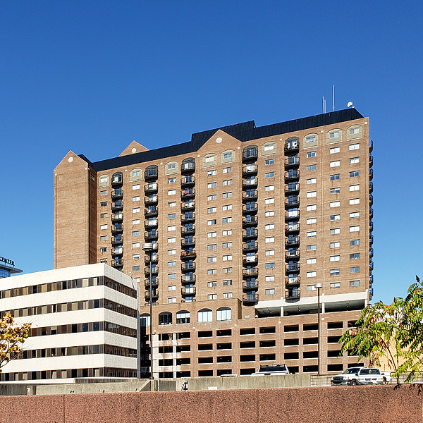 Park Plaza Apartments by Ryan Hildebrand