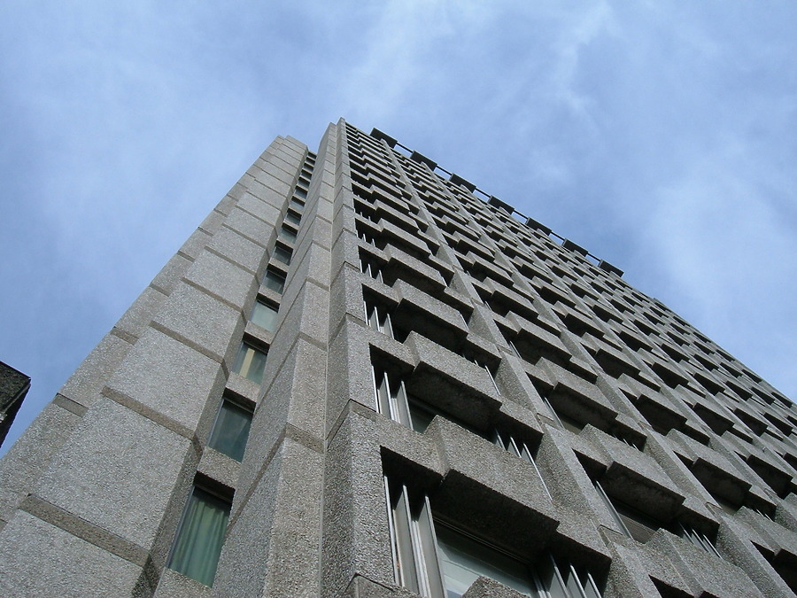 Ind-Eks huset by Kjetil Balog