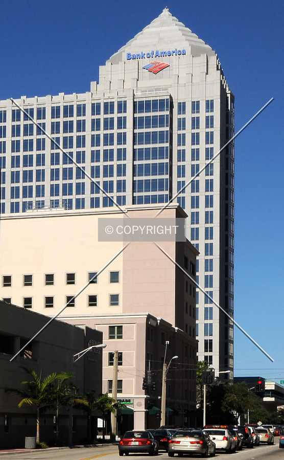 Bank of America Plaza by Jorge Molina