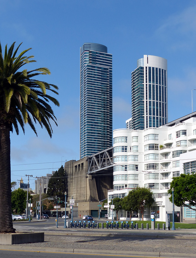 One Rincon Hill, South Tower by Nate Lindsey