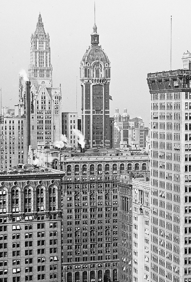 Singer Building by Detroit Publishing Co.