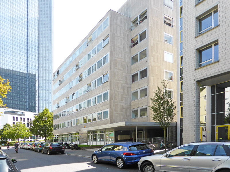 Rüsterstraße 1