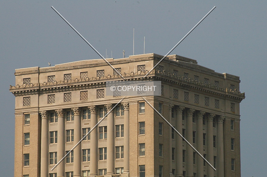 Buncombe County Courthouse by Martin Bugajski