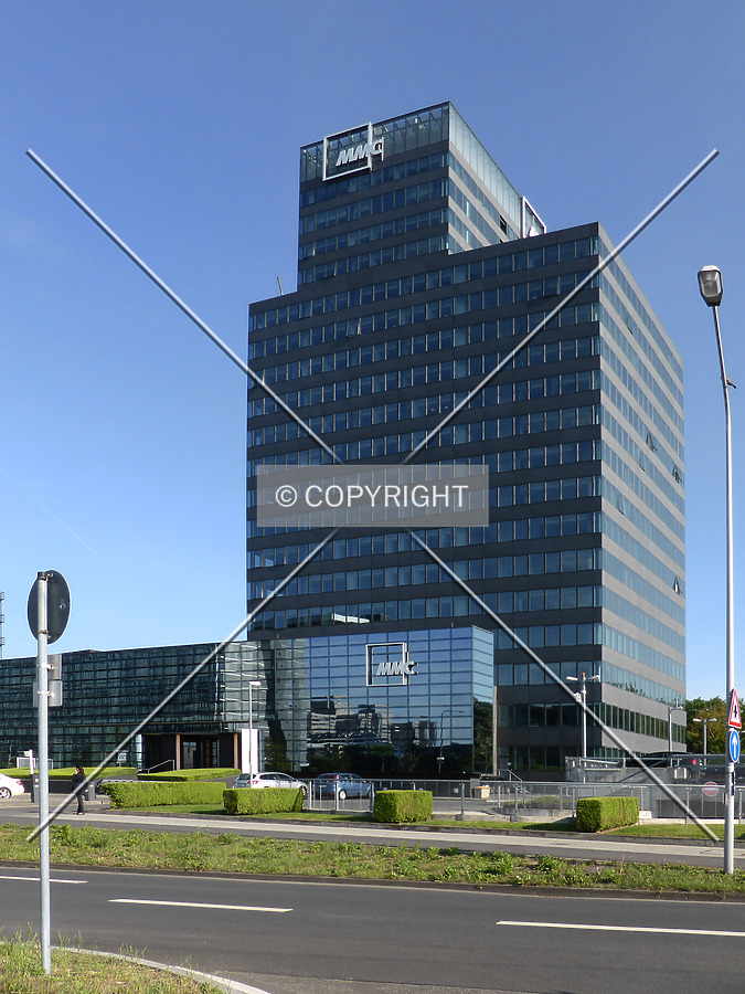 Access Tower by Nephilim